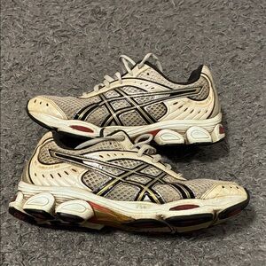 ASICS gel-cumulus 10